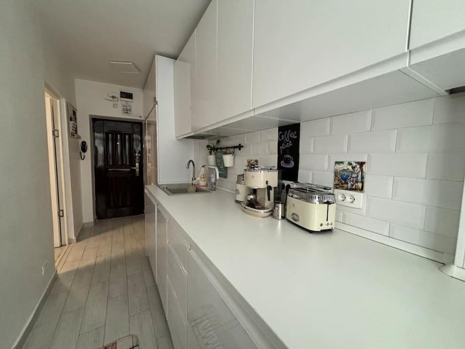 Ultracentral Lovely Place -Your Home Away From Home Bucareste Exterior foto